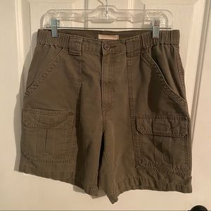 Men’s Cargo Hiking Shorts. Size 32.